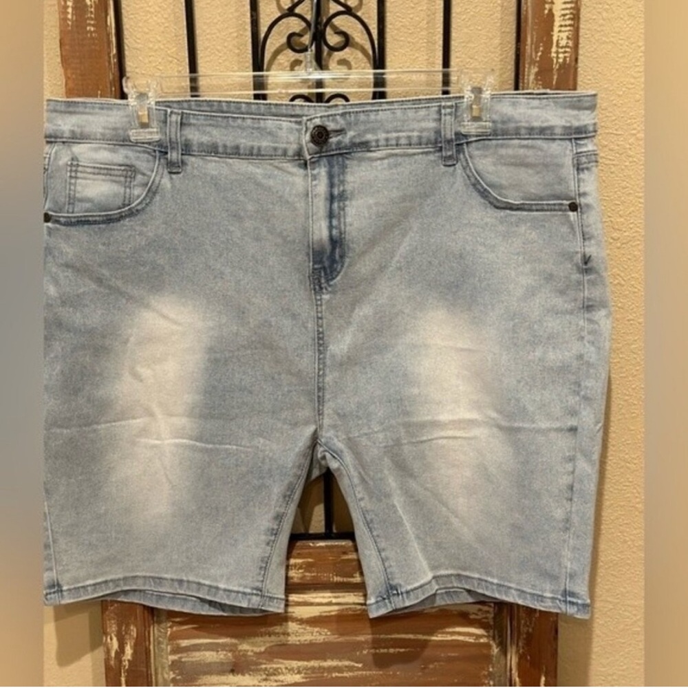 Judy Blue Light Blue Jean Shorts - Picture 3 of 6